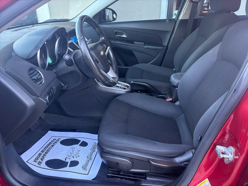 Chevrolet Cruze 1LT 2011