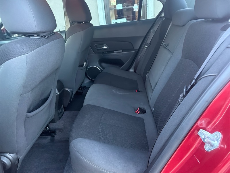 Chevrolet Cruze 1LT 2011