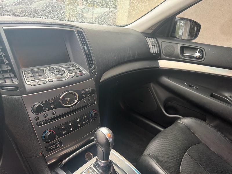 Infiniti G Sedan G37 2010