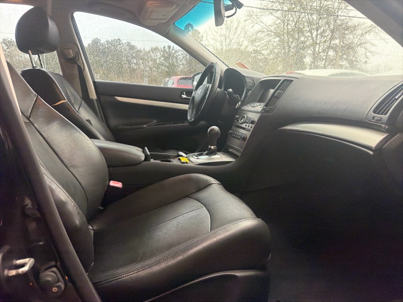 Infiniti G Sedan G37 2010