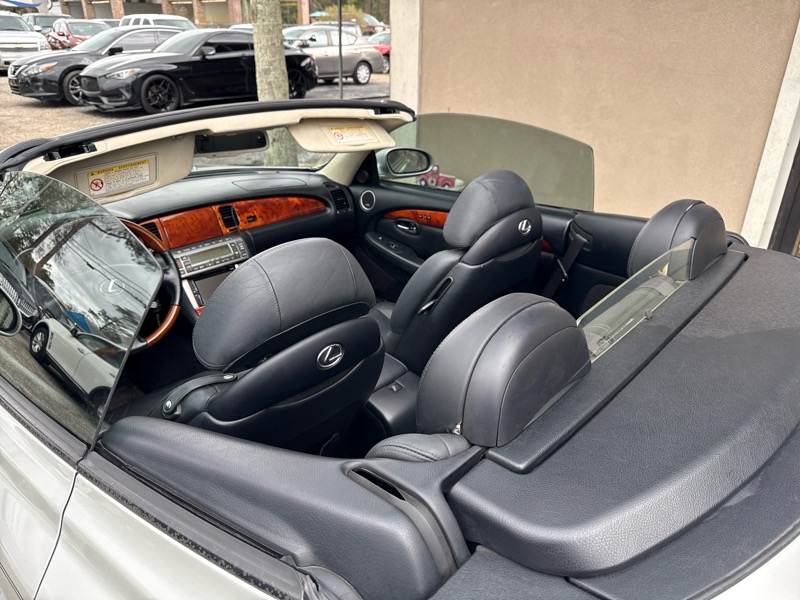 Lexus SC 430 Convertible 2004
