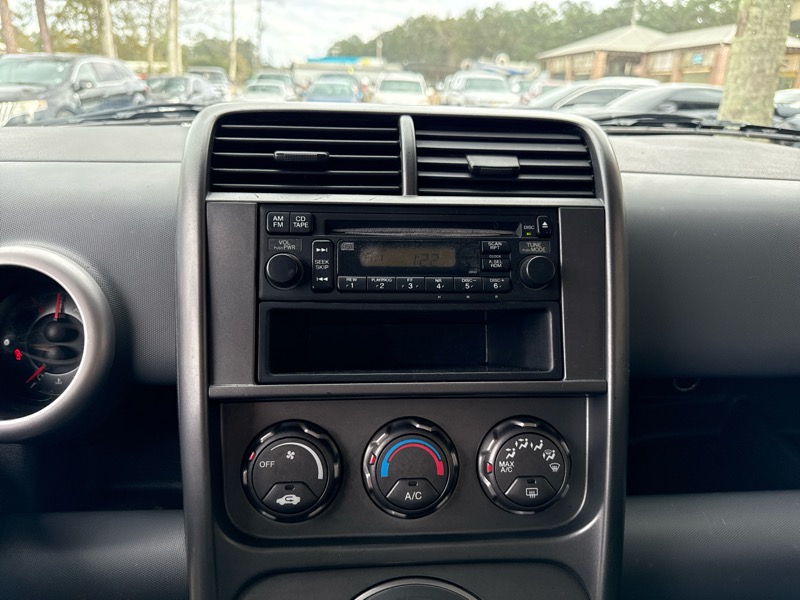 Honda Element LX 4WD 4-spd AT 2005