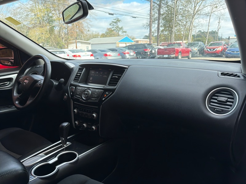 Nissan Pathfinder S 2WD 2018