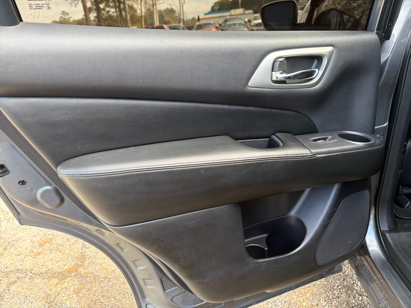 Nissan Pathfinder S 2WD 2018