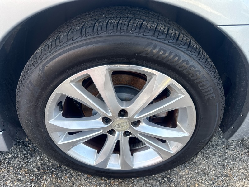 Subaru Legacy 3.6R Limited 2013