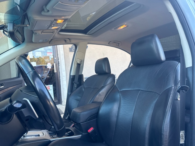 Subaru Legacy 3.6R Limited 2013