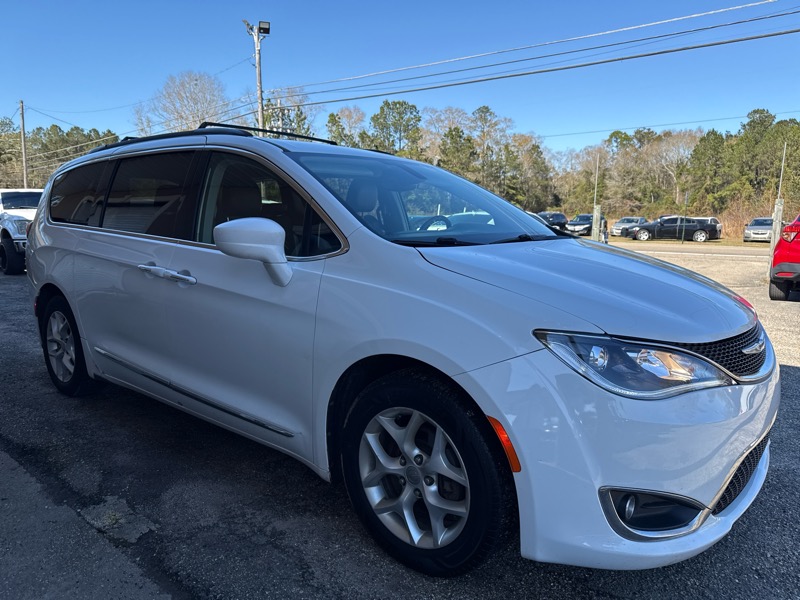 Chrysler Pacifica Touring-L 2017