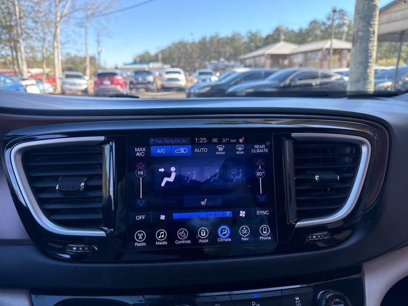 Chrysler Pacifica Touring-L 2017