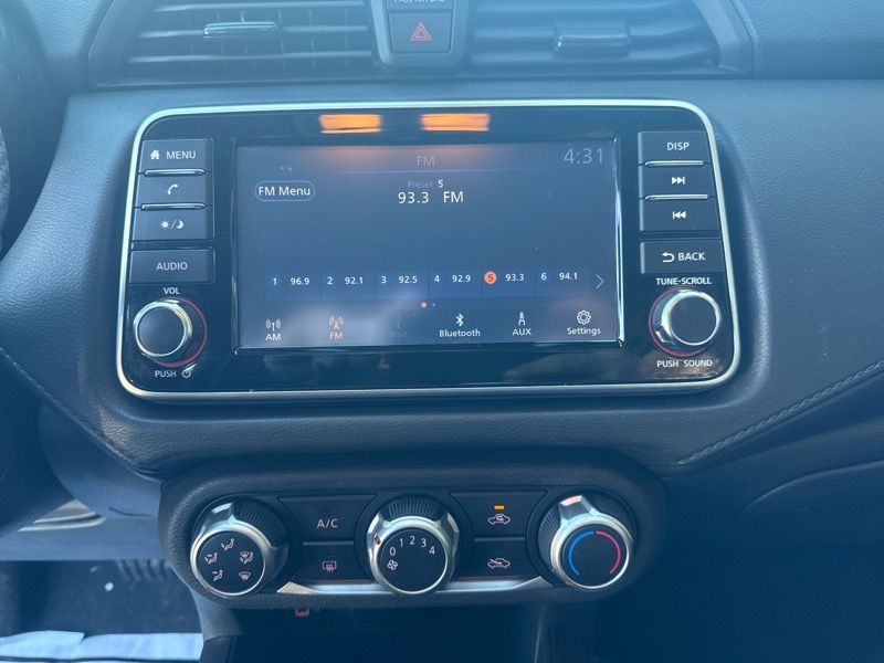 Nissan Versa S CVT 2021