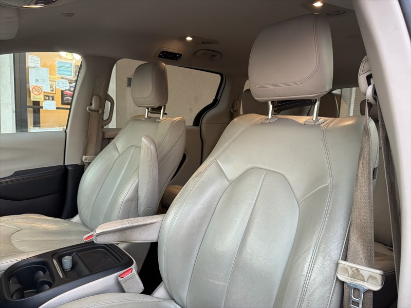 Chrysler Pacifica Touring-L 2017