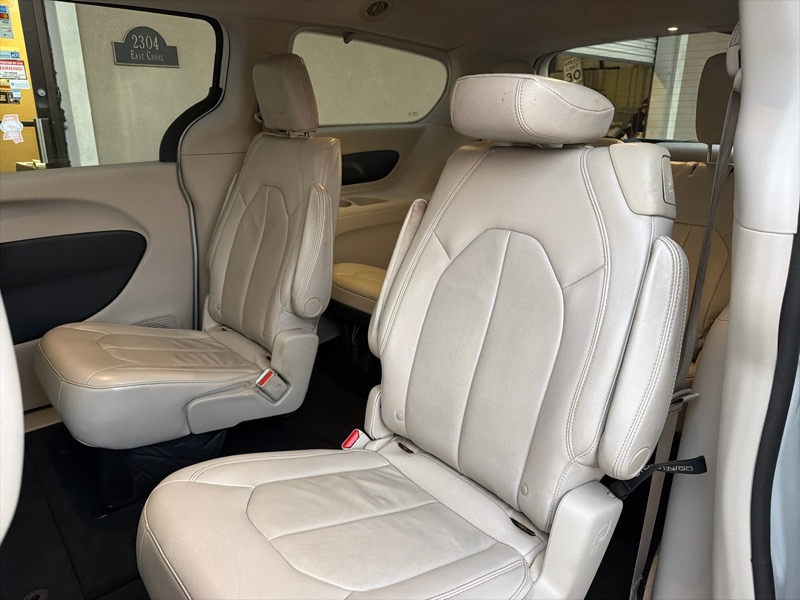 Chrysler Pacifica Touring-L 2017