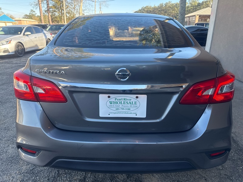 Nissan Sentra S CVT 2018