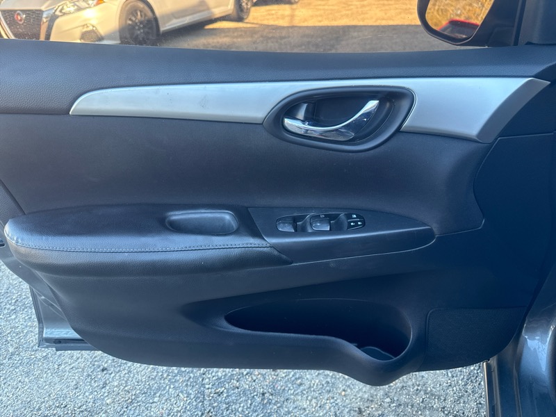 Nissan Sentra S CVT 2018