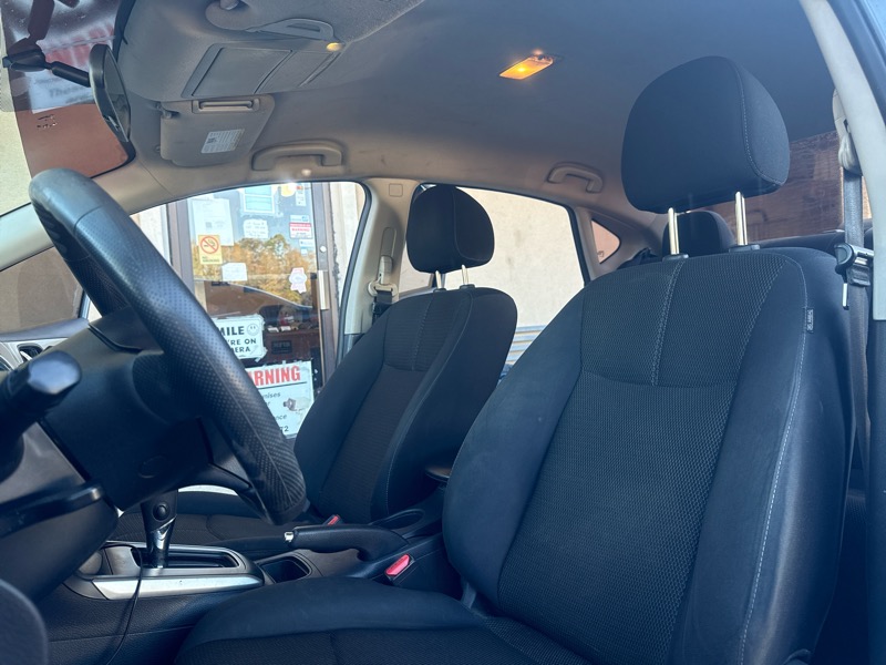 Nissan Sentra S CVT 2018