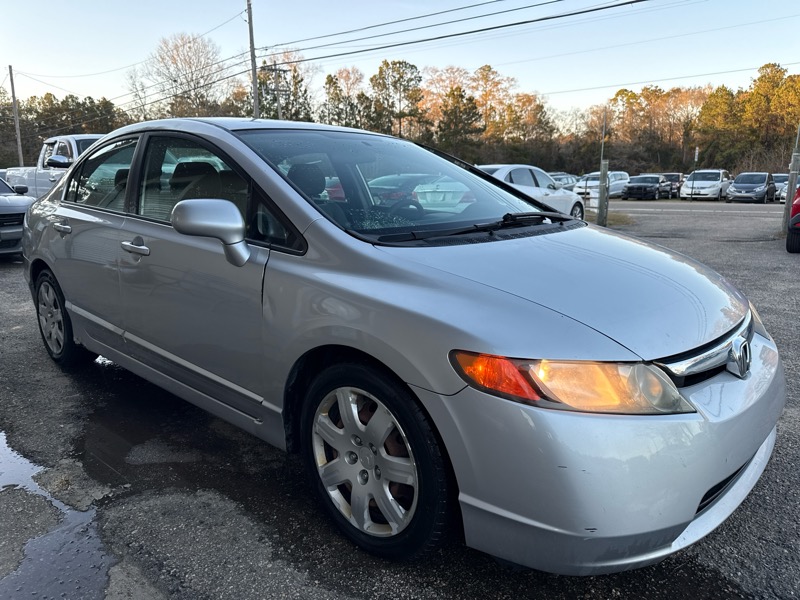 Honda Civic 4dr Sdn DX Auto 2007