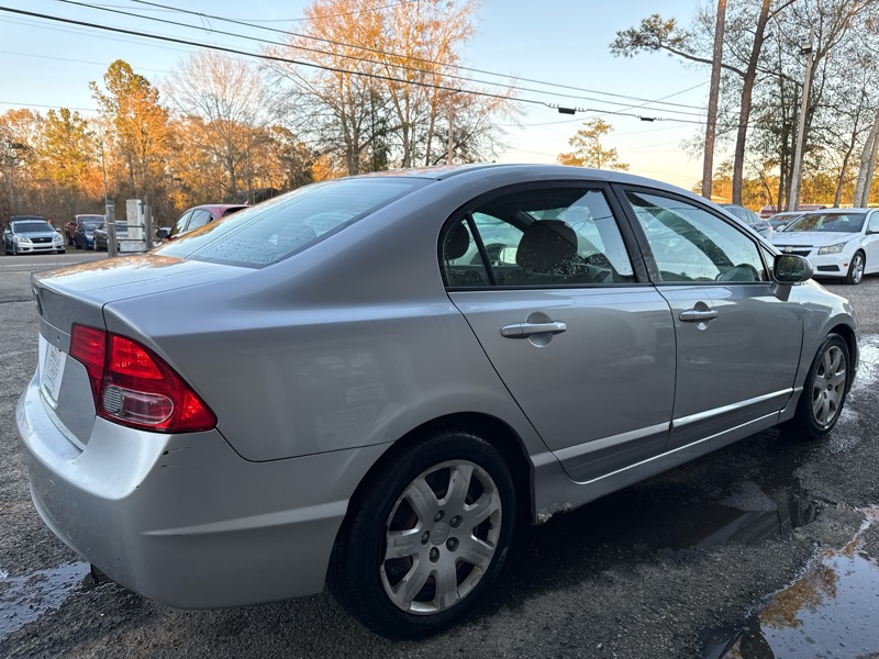 Honda Civic 4dr Sdn DX Auto 2007