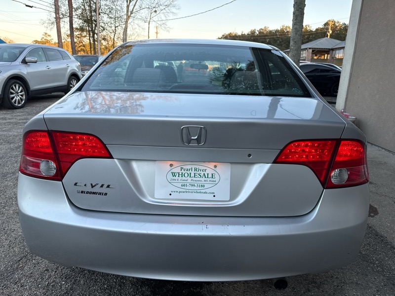 Honda Civic 4dr Sdn DX Auto 2007