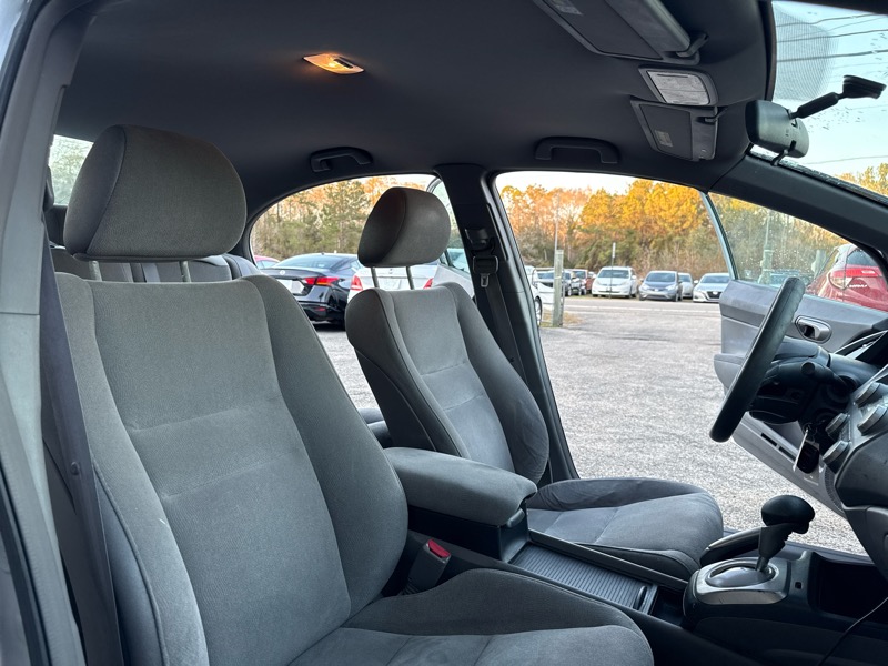 Honda Civic 4dr Sdn DX Auto 2007