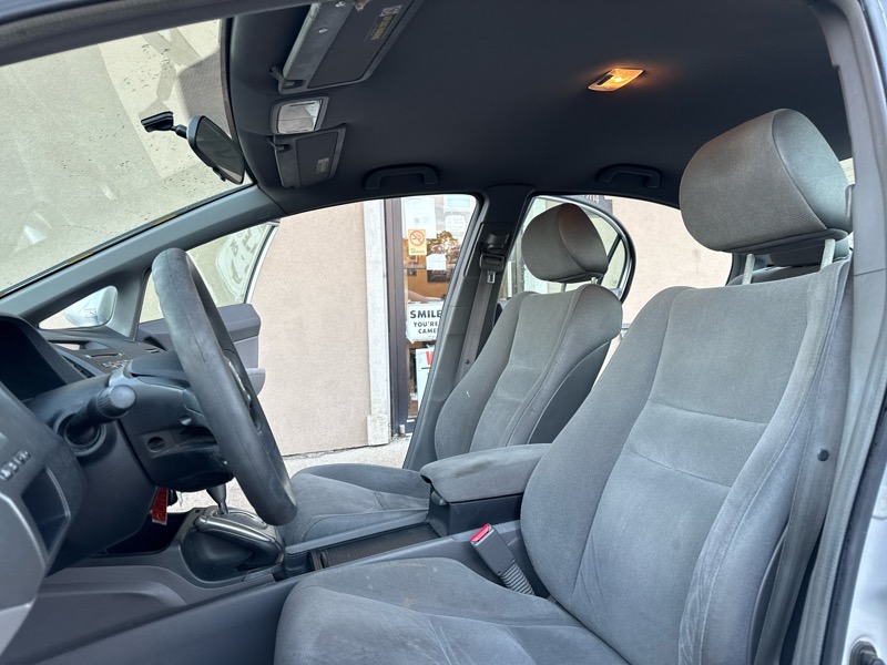 Honda Civic 4dr Sdn DX Auto 2007