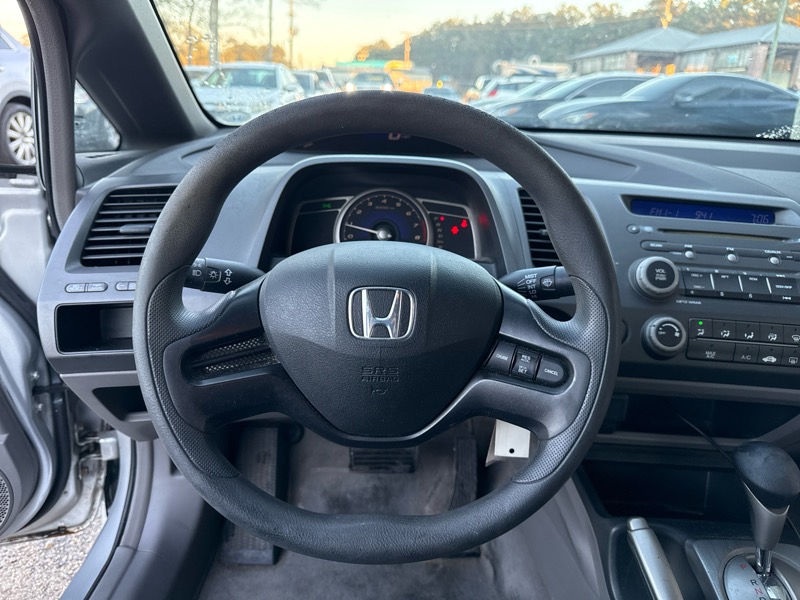 Honda Civic 4dr Sdn DX Auto 2007