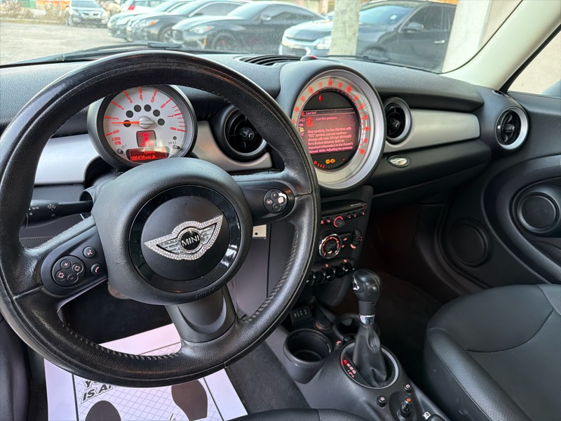 MINI Cooper Base 2013