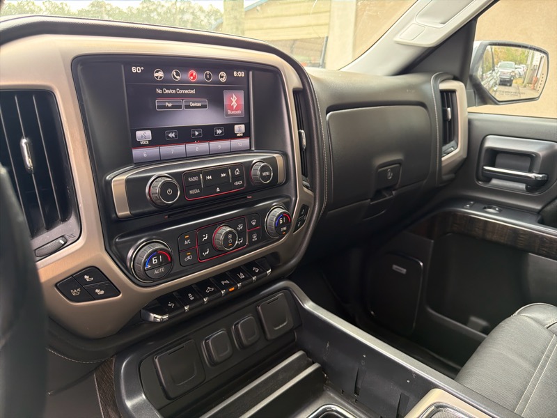 GMC Sierra 1500 Denali Crew Cab Short Box 4WD 2015
