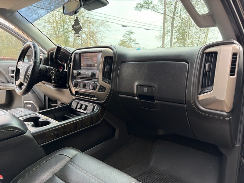 GMC Sierra 1500 Denali Crew Cab Short Box 4WD 2015