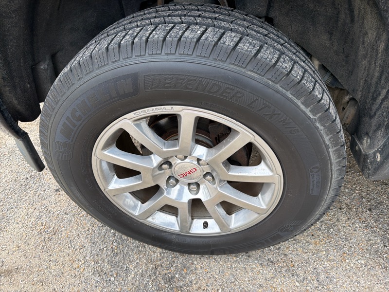 GMC Sierra 1500 Denali Crew Cab Short Box 4WD 2015