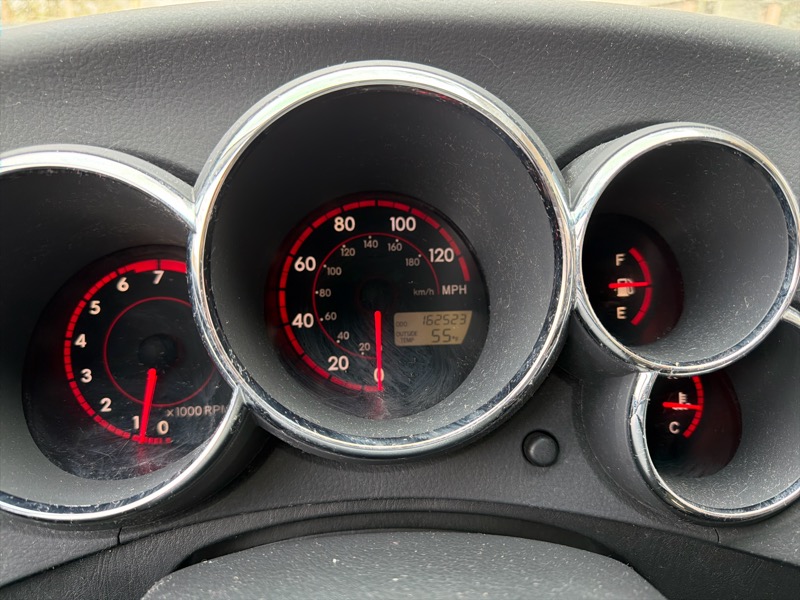 Toyota Matrix 2WD 2004