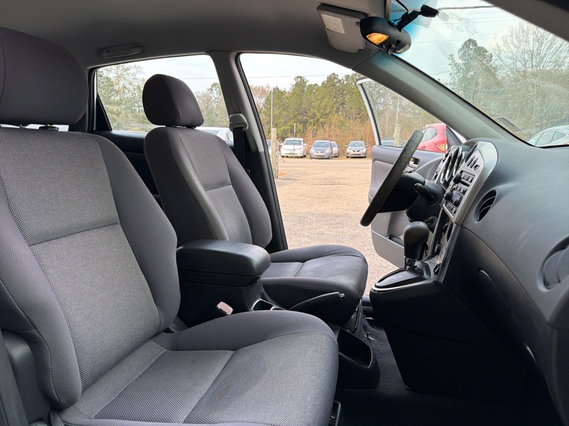 Toyota Matrix 2WD 2004