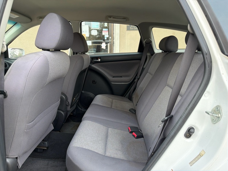Toyota Matrix 2WD 2004