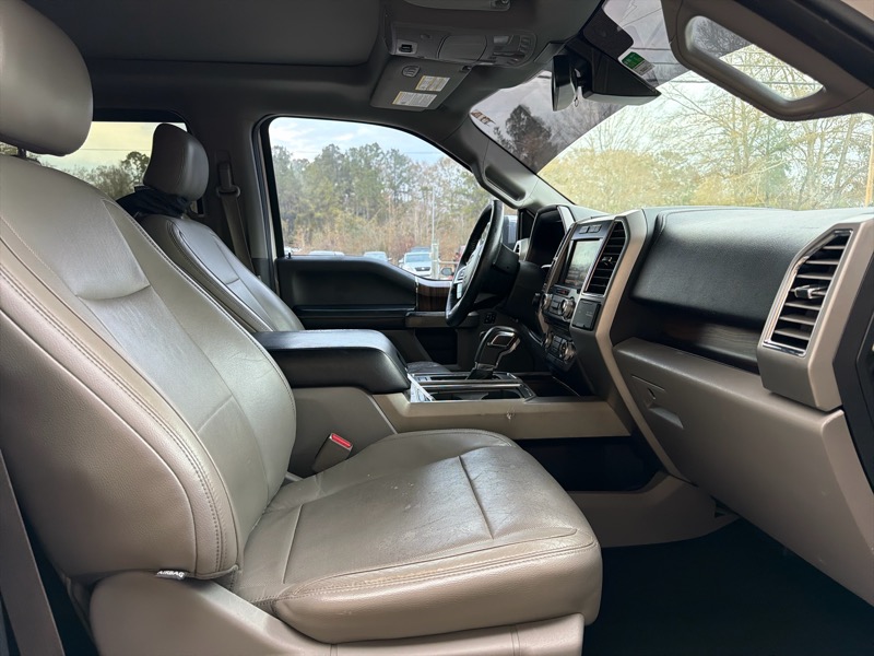 Ford F-150 Lariat 4WD SuperCrew 5.5' Box 2015