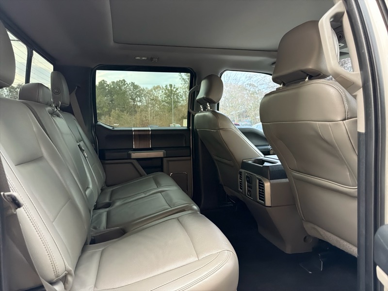 Ford F-150 Lariat 4WD SuperCrew 5.5' Box 2015