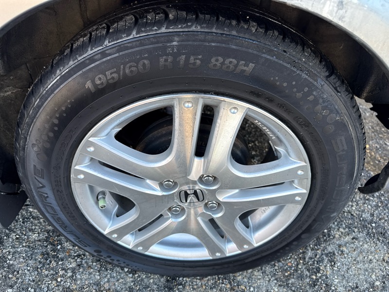 Honda Fit Sport 5-Speed AT 2008