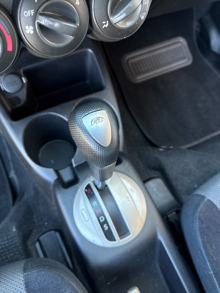 Honda Fit Sport 5-Speed AT 2008