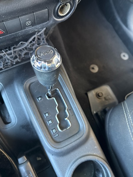 Jeep Wrangler Unlimited Sahara 4WD 2014