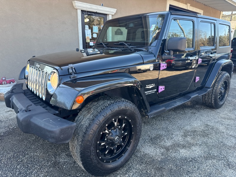 Jeep Wrangler Unlimited Sahara 4WD 2014