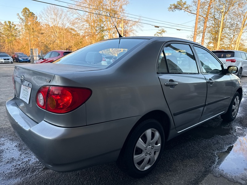 Toyota Corolla CE 2003