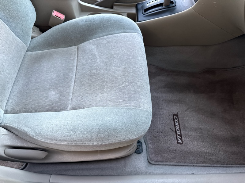 Toyota Corolla CE 2003