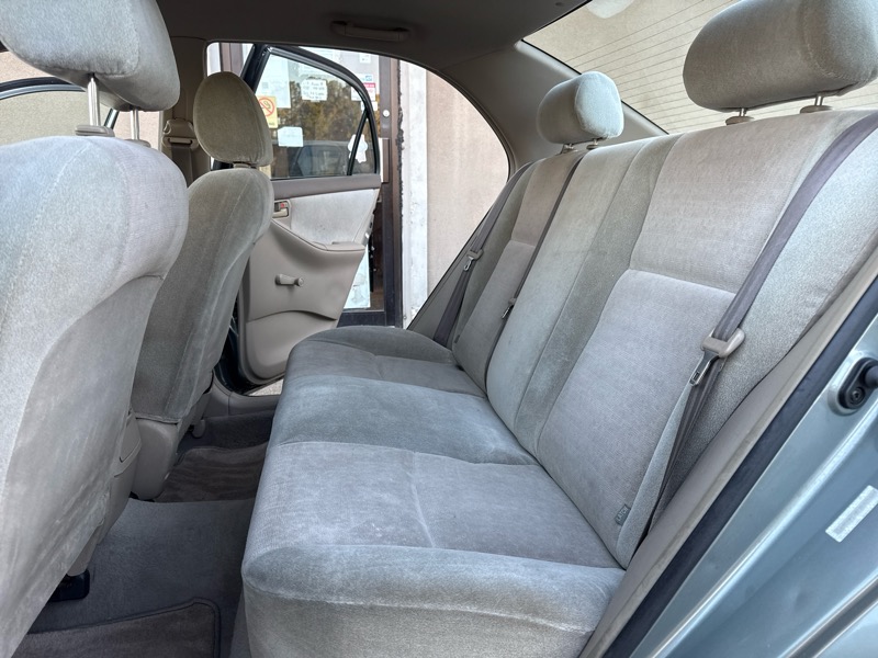 Toyota Corolla CE 2003