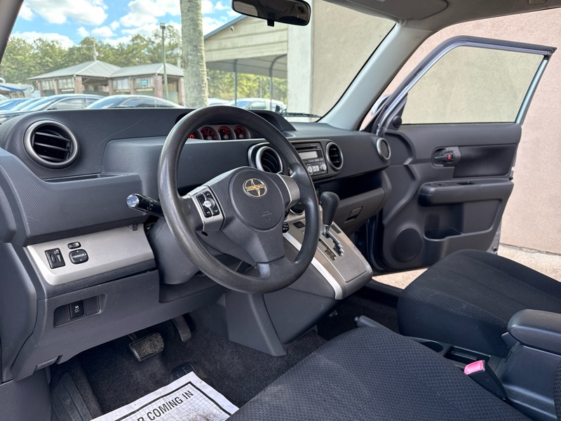 Scion xB Wagon 2009