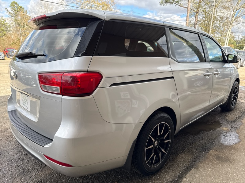 Kia Sedona L 2016