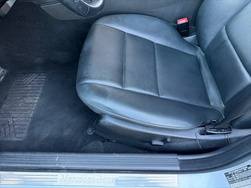 Mercedes-Benz C-Class C300 4MATIC Sport Sedan 2010