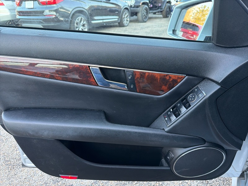 Mercedes-Benz C-Class C300 4MATIC Sport Sedan 2010