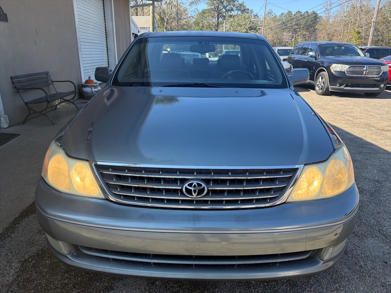 Toyota Avalon XL 2004