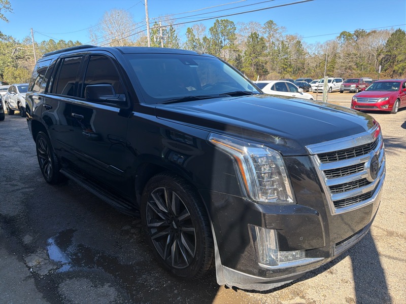 Cadillac Escalade Luxury 2WD 2015