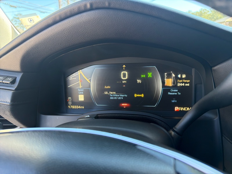 Cadillac Escalade Luxury 2WD 2015