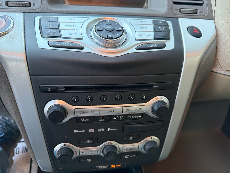 Nissan Murano SL 2010