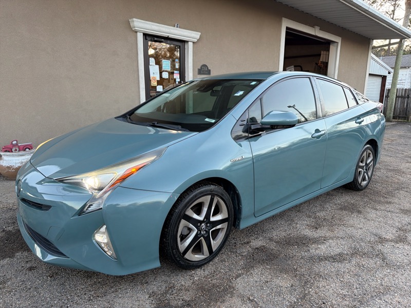 Toyota Prius Two Eco 2016