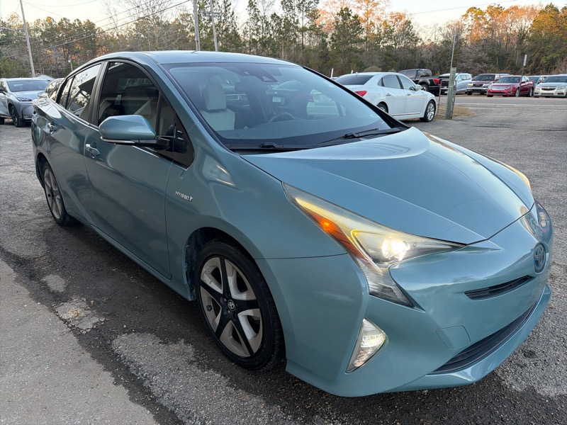 Toyota Prius Two Eco 2016